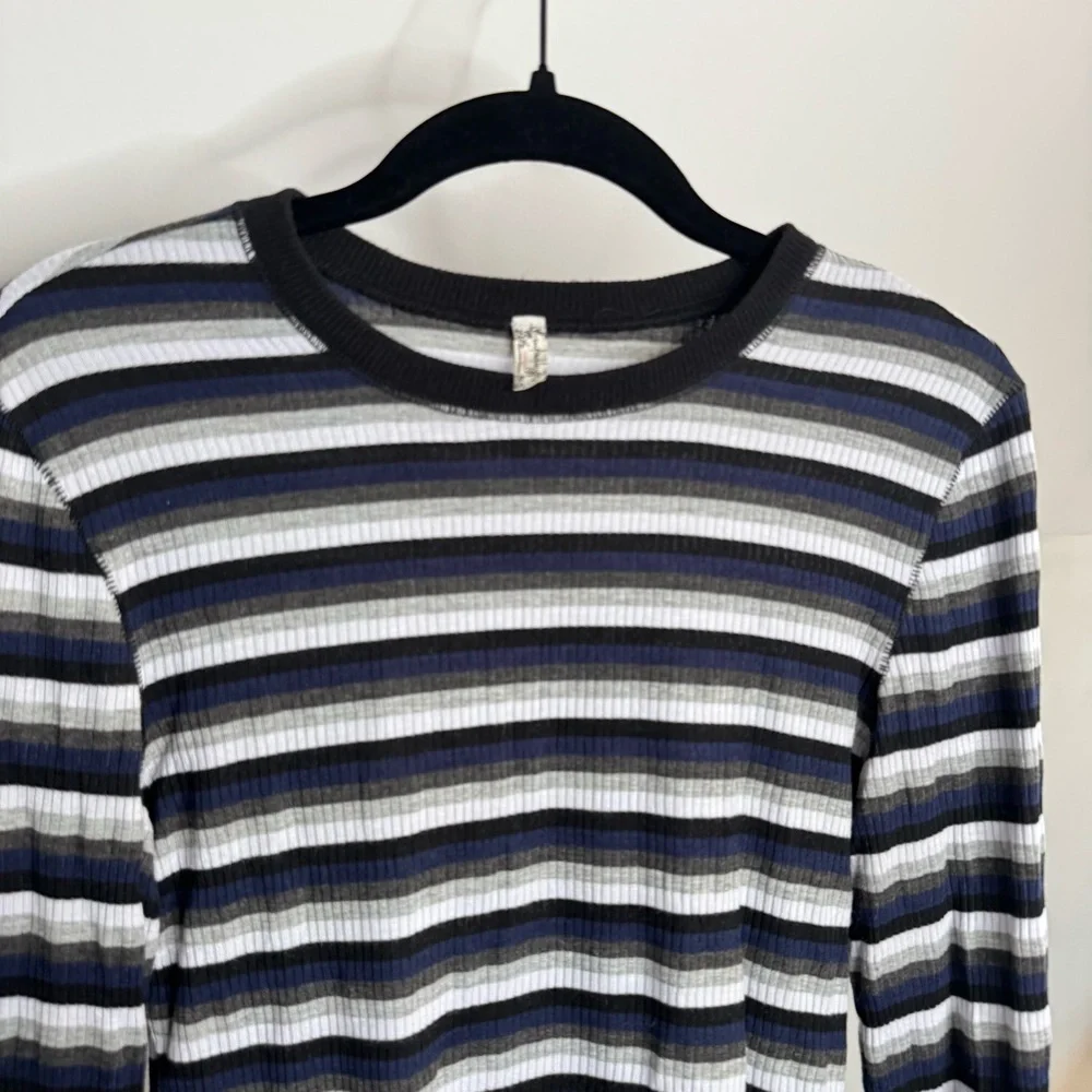 Free People Good On You Knit Blue and White Striped Long Sleeve Tee Top Women M - Picture 5 of 10
